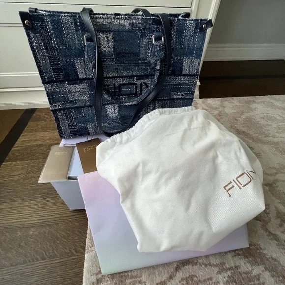 FION Oil Painting Jacquard with Leather Tote Bag Navy Blue Purse BRAND NEW - Picture 3 of 13